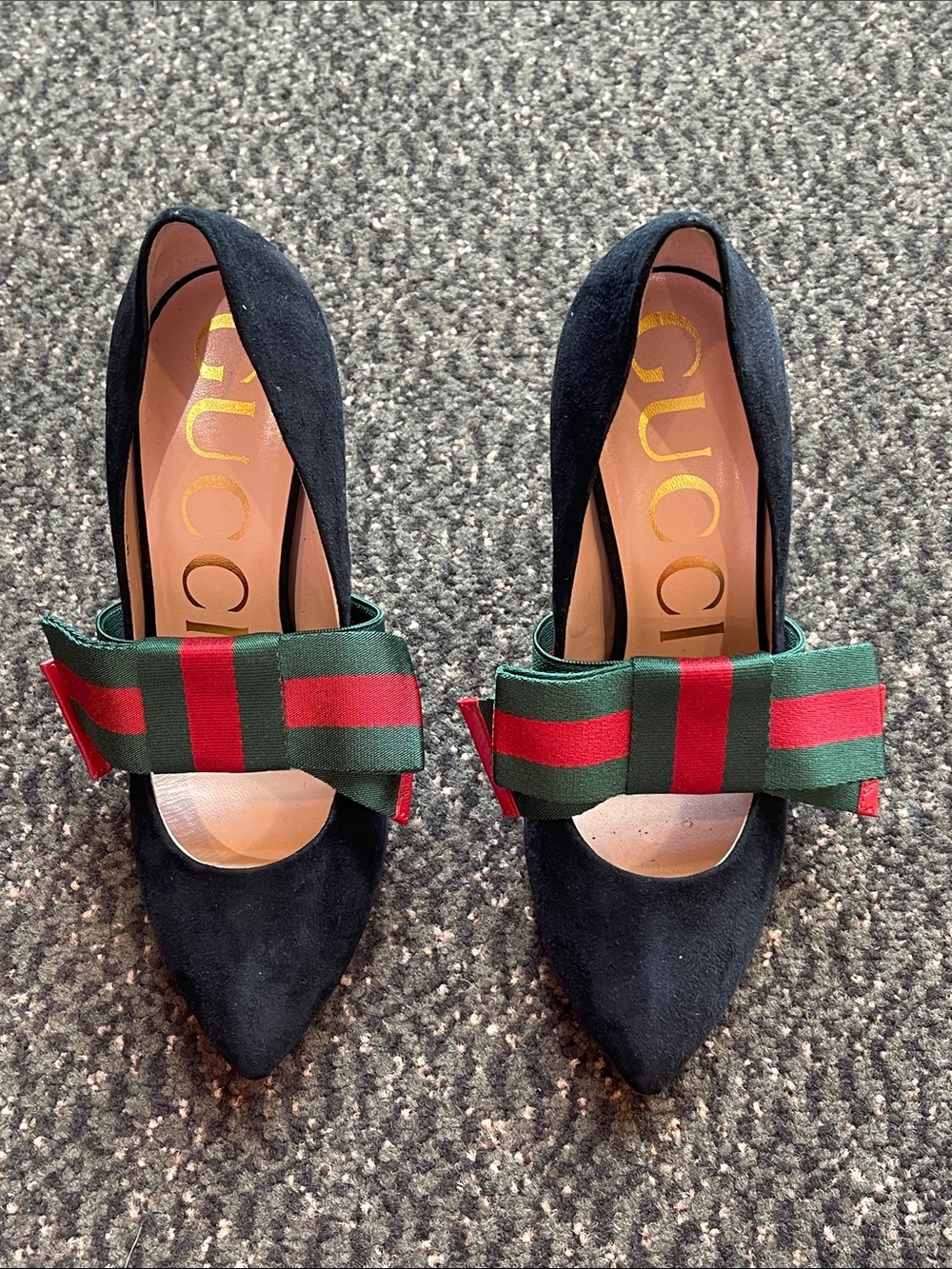 Gucci Black Suede Pointed Pumps with Red & Green Grosgrain Bow